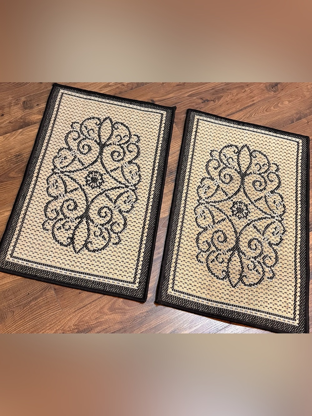 Decorative Tan and Black Scroll-Pattern Indoor Rug Set - Home Accents